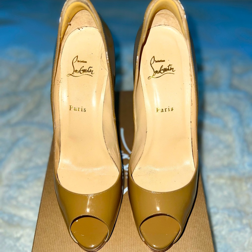 Christian Louboutin Very Prive 120 patent calf Size 42,